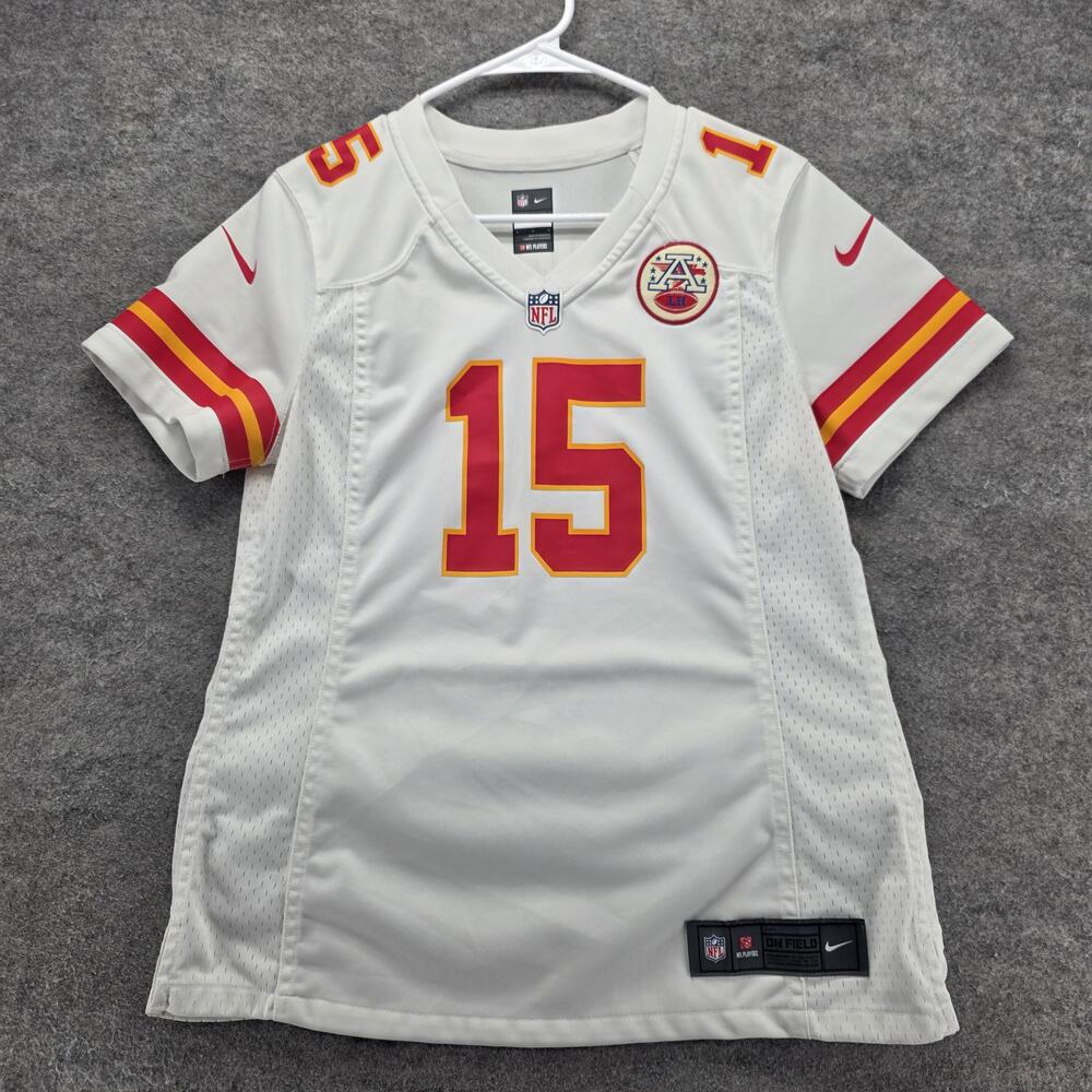 Kansas City Chiefs Football Jersey Mens Medium White NFL Patrick Mahomes Nike